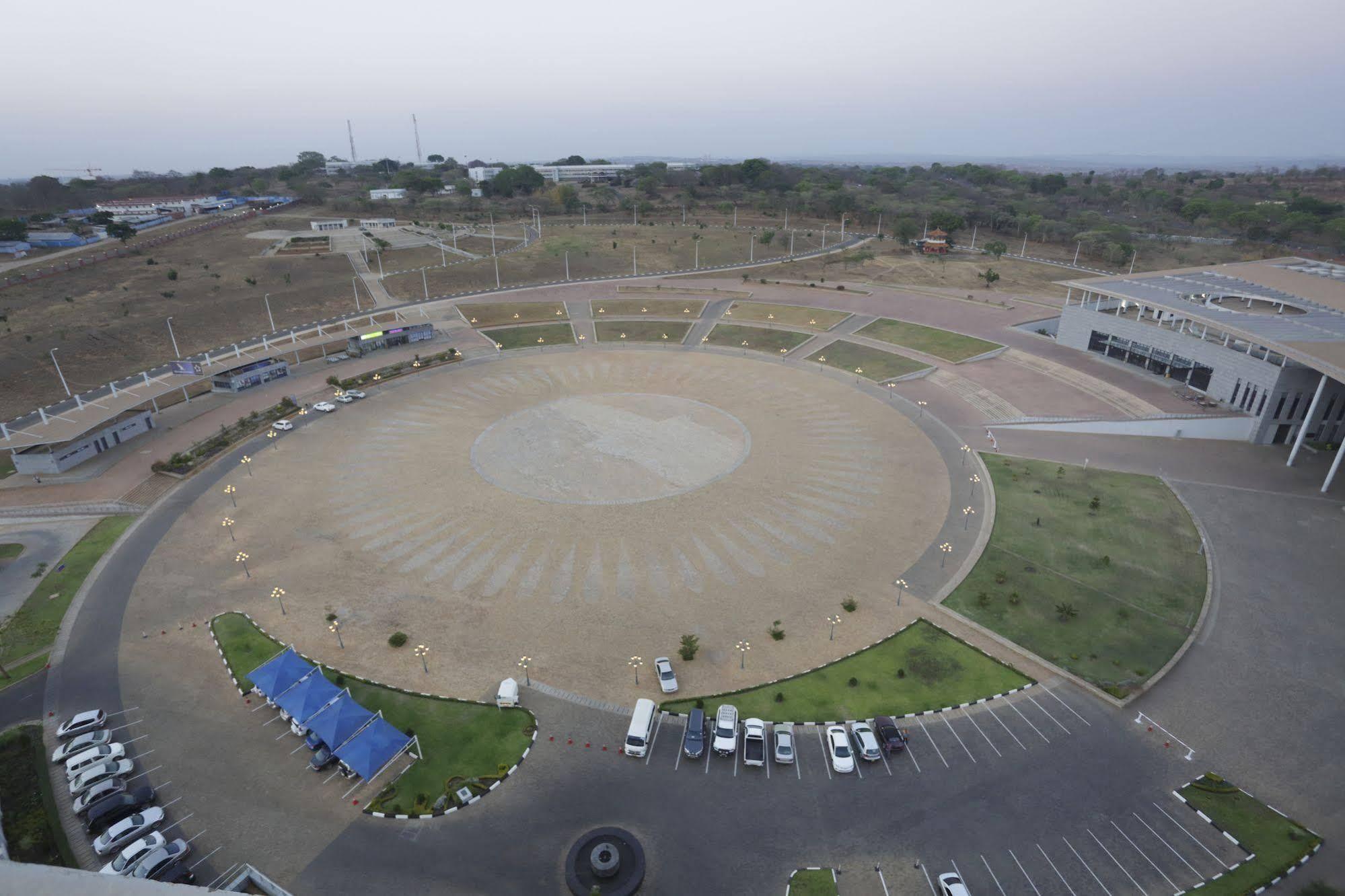 President Hotel At Umodzi Park Lilongwe Exterior photo