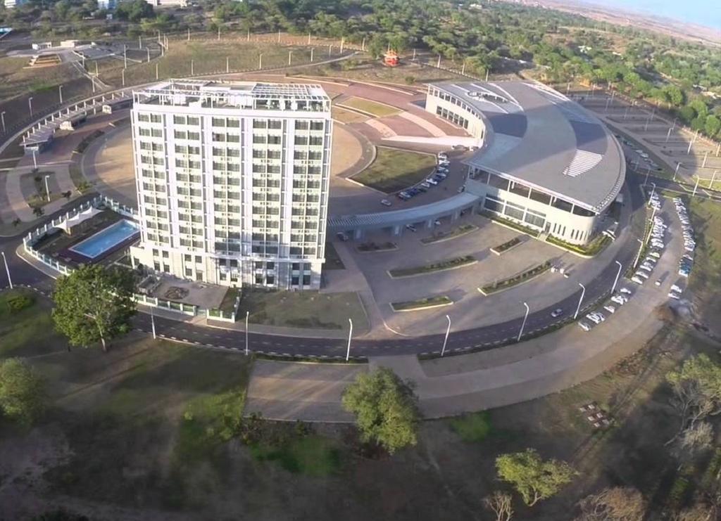 President Hotel At Umodzi Park Lilongwe Exterior photo
