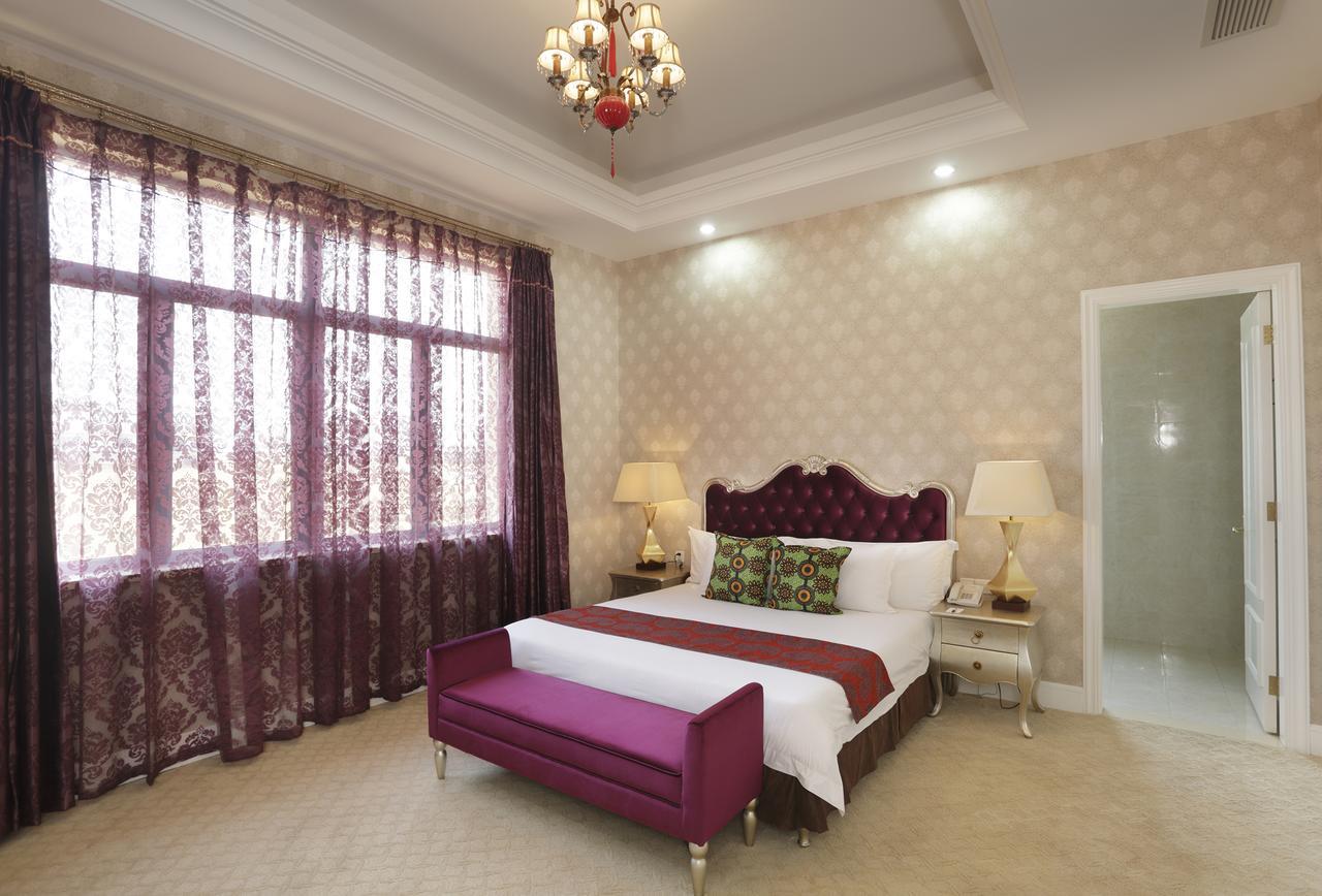 President Hotel At Umodzi Park Lilongwe Exterior photo