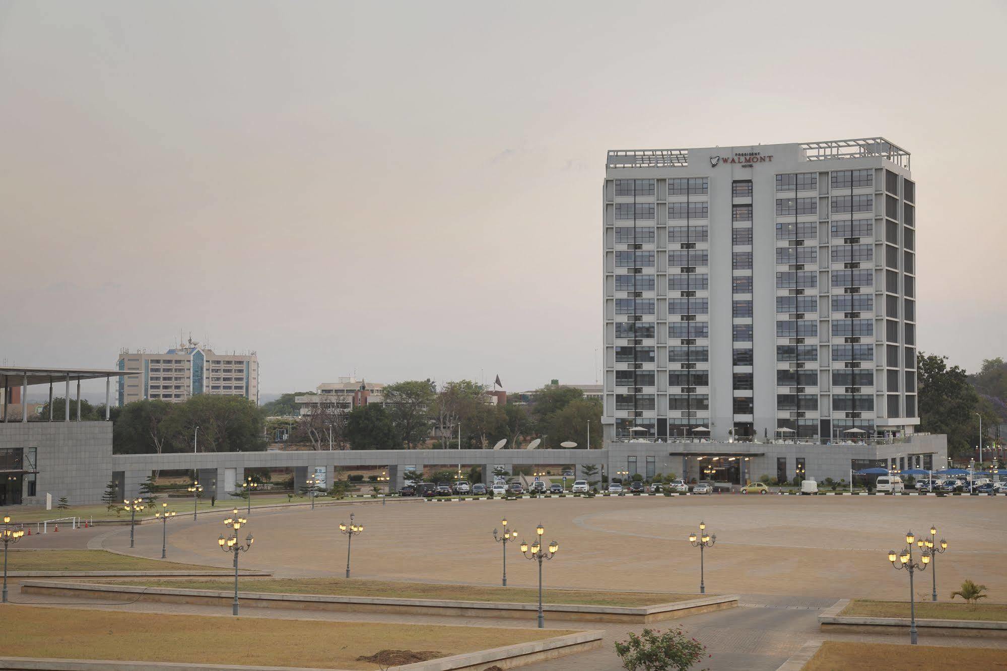 President Hotel At Umodzi Park Lilongwe Exterior photo