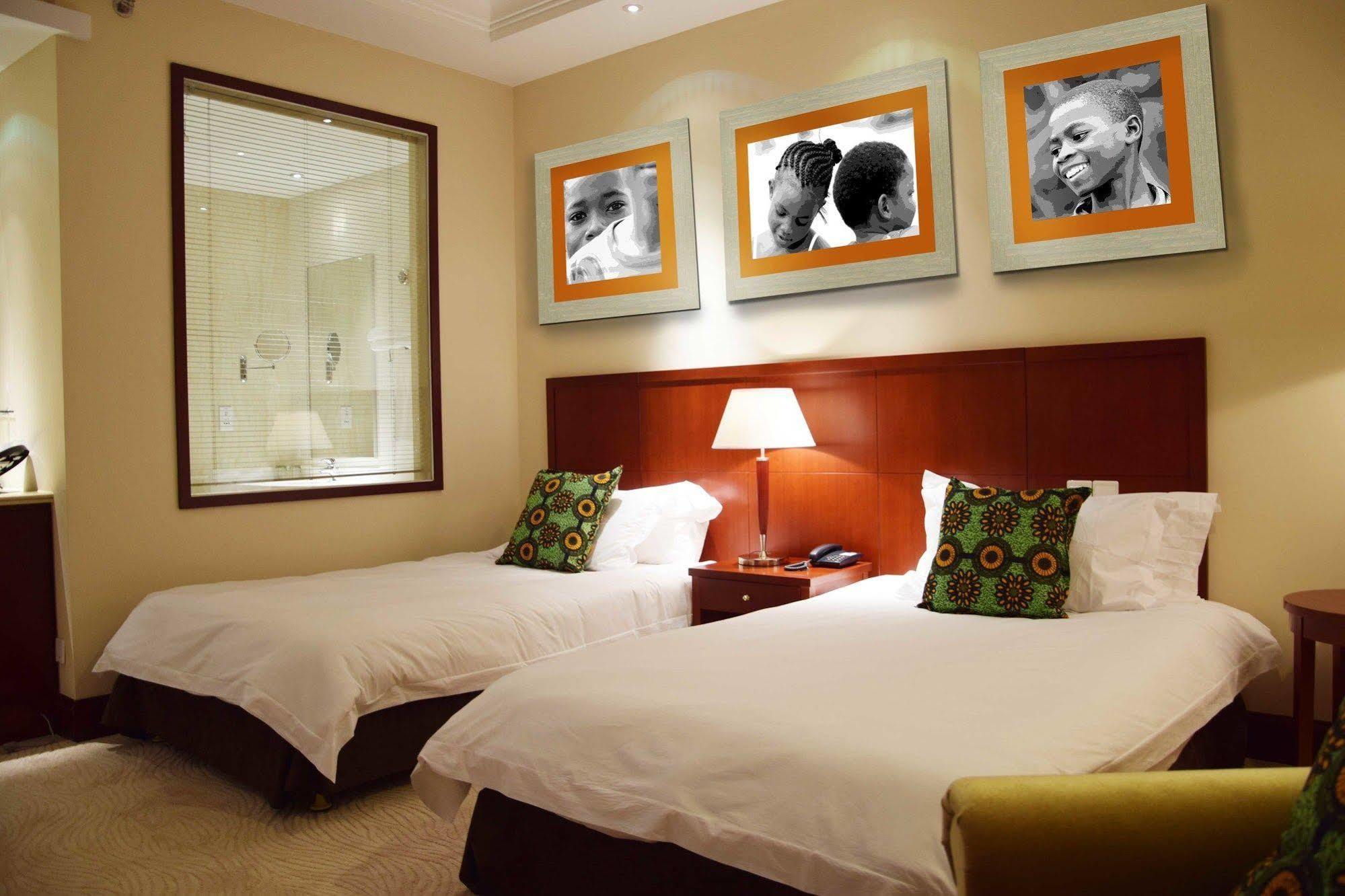 President Hotel At Umodzi Park Lilongwe Exterior photo